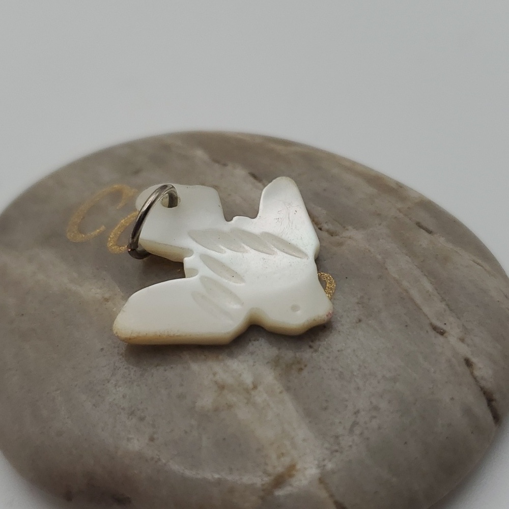 Fetish mother of pearl carved dove‎ tribal necklace pendant